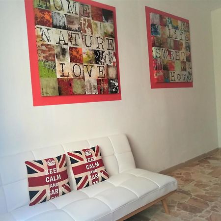 Seaside Holidays Apartment Алгеро Стая снимка