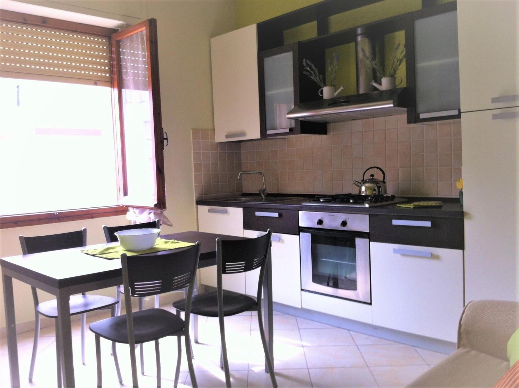 Seaside Holidays Apartment Алгеро Стая снимка